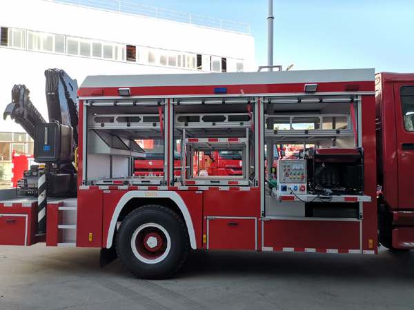 Sinotruck howo 336 or 371 5Ton Crane 5ton Winch Fire Rescue Truck 