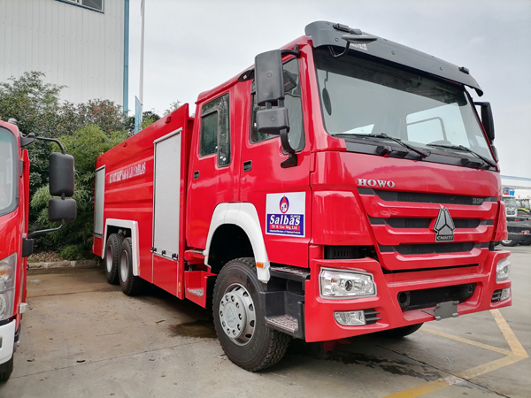 Sinotruck howo 336hp 10000Liters Water Tanker and 2000liter Foam Tanker Fire Fighting Engine