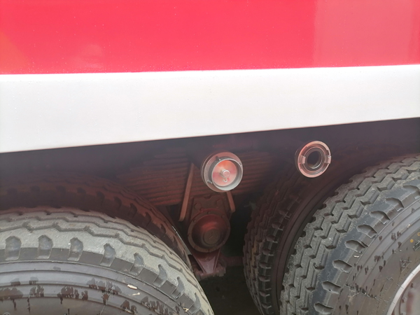 Sinotruck howo 336hp 10000Liters Water Tanker and 2000liter Foam Tanker Fire Fighting Engine