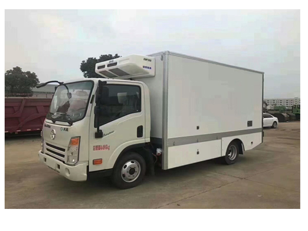 Dayun 130HP Electric Engine Refrigerated Truck With 16 Cubic Meters of Box