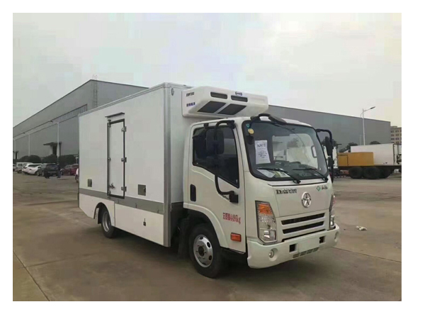 Dayun 130HP Electric Engine Refrigerated Truck With 16 Cubic Meters of Box