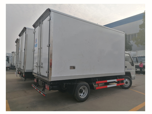 Forland 5 Tons to 30 Tons Freezer Refrigerated Fridge Van Truck for Transport