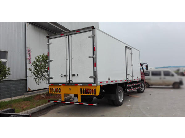Foton 15 Ton 190HP Refrigerator Car with Methane Refrigerator