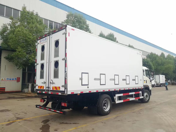How much does a sinotruck howo day old chick transport Truck cost
