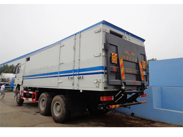 Shacman 15ton 20ton Heavy Duty Cargo Truck with Rear Lifting Platform