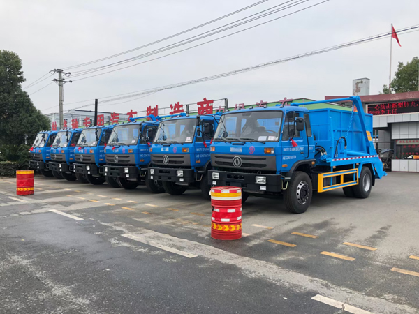 DongFeng Customization Swing Arm Garbage Truck Skip Loader Waste Collection Vehicle