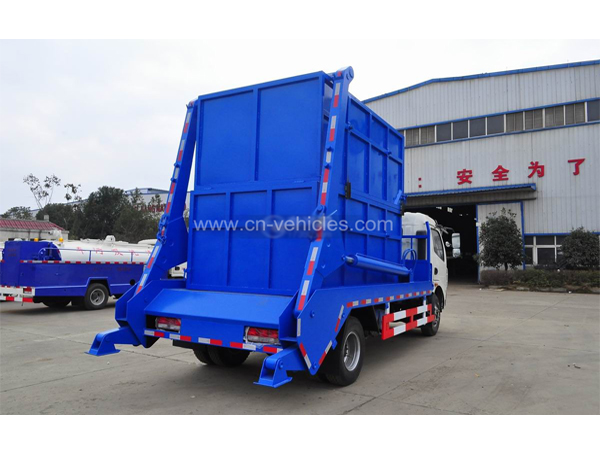 DFAC Dongfeng brand 5 Ton Swing Arm Skip Loader Garbage Truck