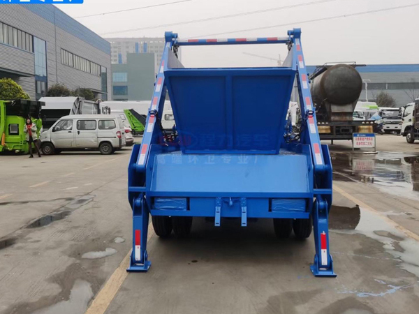Dongfeng 3 Ton Skip Loader Swing Arm Garbage Truck With Bucket 