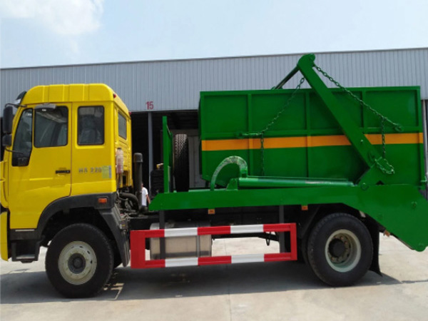 HOWO 266hp 336hp 6wheeler Skip Loader Garbage Bin Truck