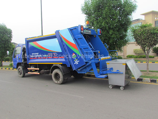 Isuzu 4cbm and 7cbm Garbage Compactor Truck for Sale