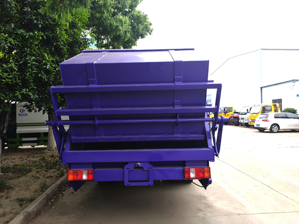 Sinotruck HOWO 8CBM RHD Garbage Compactor Truck Compressed Waste Truck with Chaochai Engine