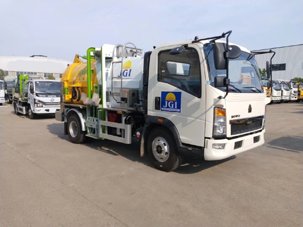 Sinotruck howo 5cbm Side Loading Kitchen Food Waste Garbage Truck