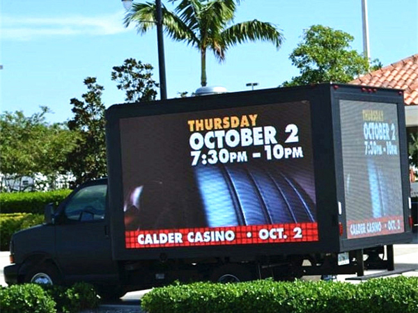 3 Side P6 P5 P4 Full color Digital Led Mobile Billboard Advertising Truck For Sale