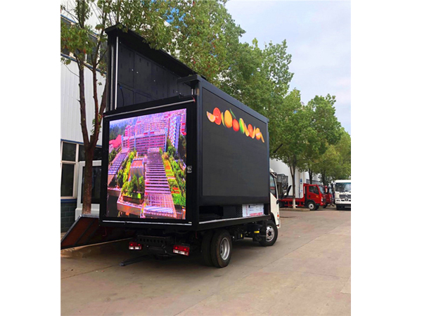 High Brightness Outdoor Digital LED Billboard Box Mounted on Truck Exported to USA
