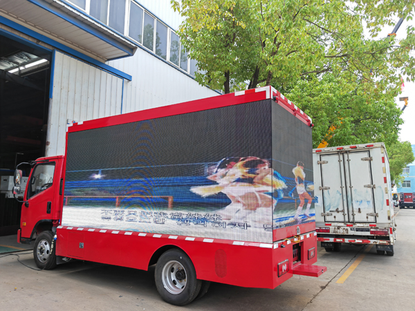 Forland Full Color P5 led mobile Digital Billboard Advertising Media Truck picture