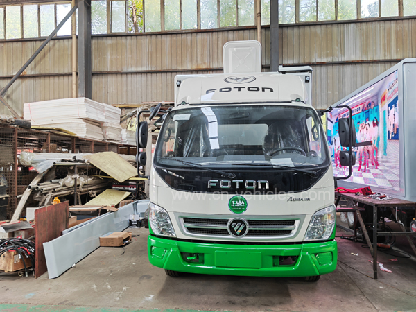 Foton Aumark Mobile Advertising LED Display Screen Truck