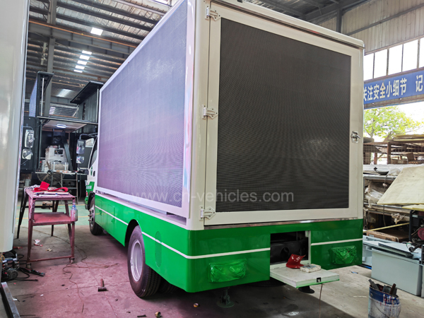 Foton Aumark Mobile Advertising LED Display Screen Truck