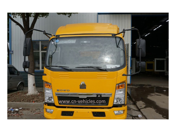 HOWO High Definition LED Advertising Vehicle with Scrolling Light