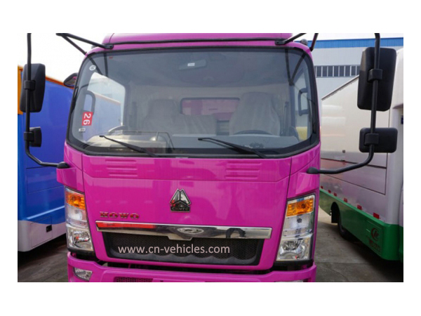Sinotruck HOWO Outdoor or Indoor Appear Message LED Truck for Export