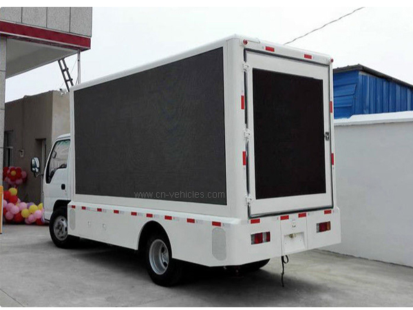 ISUZU Outdoor Digital Advertising Billboard Truck With P6 LED Display Screen
