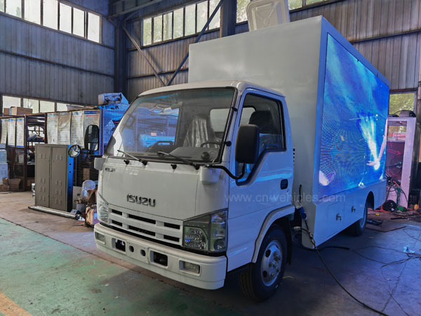  ISUZU ELF Npr Outdoor Mobile Display Full Screen Led Advertising Truck 