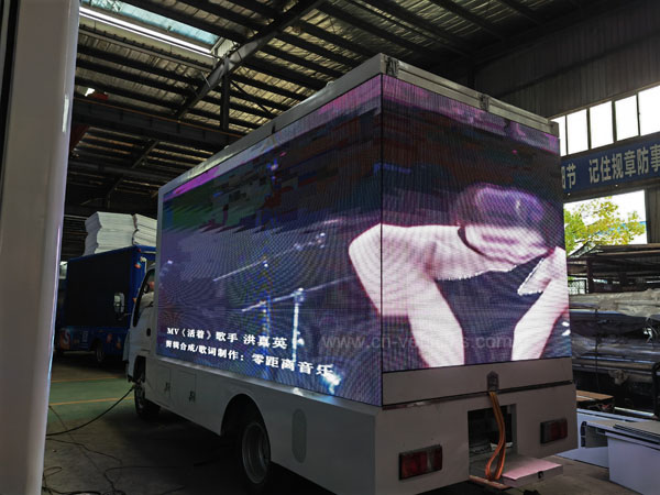  ISUZU ELF Npr Outdoor Mobile Display Full Screen Led Advertising Truck 