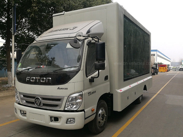 P6 Scrolling Billboard Truck , Led Wall Truck For Products Promotion