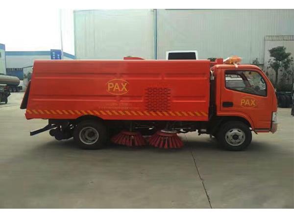 Dongfeng Rhd Sweeper Width 3.8m Road Sweeper Truck for Sales