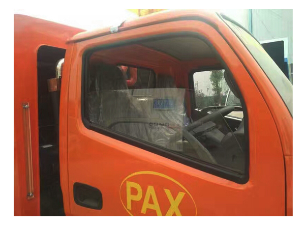 Dongfeng Rhd Sweeper Width 3.8m Road Sweeper Truck for Sales