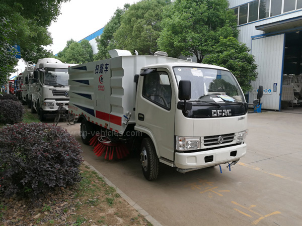 Dongfeng 5CBM Sweeper Truck For Sales
