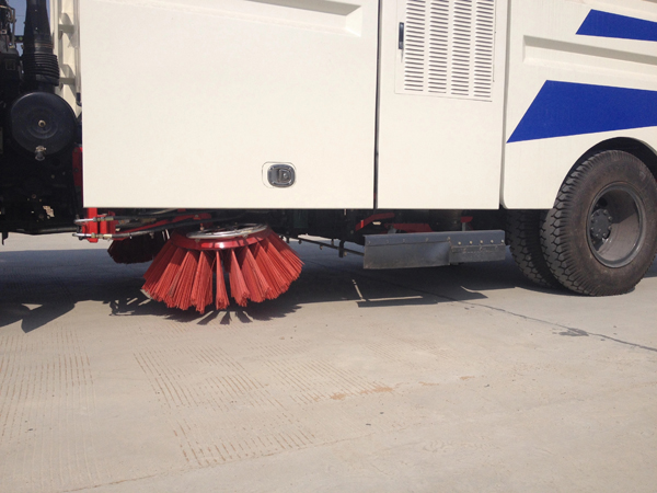 Dongfeng 153 190HP 11m3 Road Sweeper Machine 