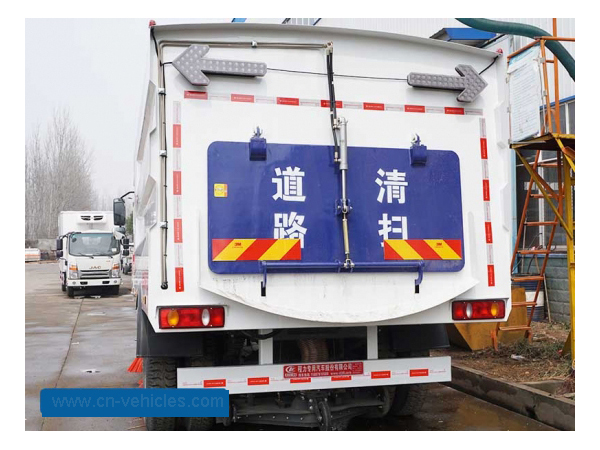 DongFeng KINGRUN KR Road Regenerative Air Street Sweeper