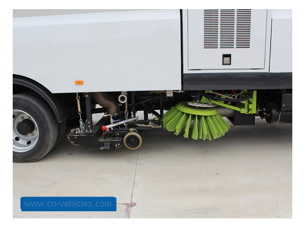 FAW J5K RHD Road Sweeper Truck With Dust Tank Water Tank Suction Tank
