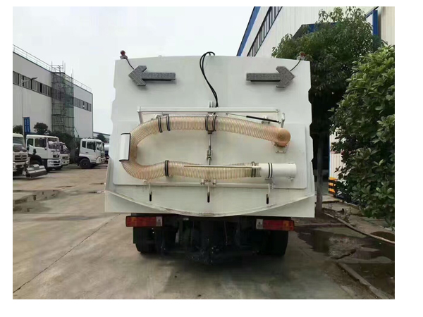 Foton Road Street Sweeper Truck Diesel With Cummins Engine for Sales