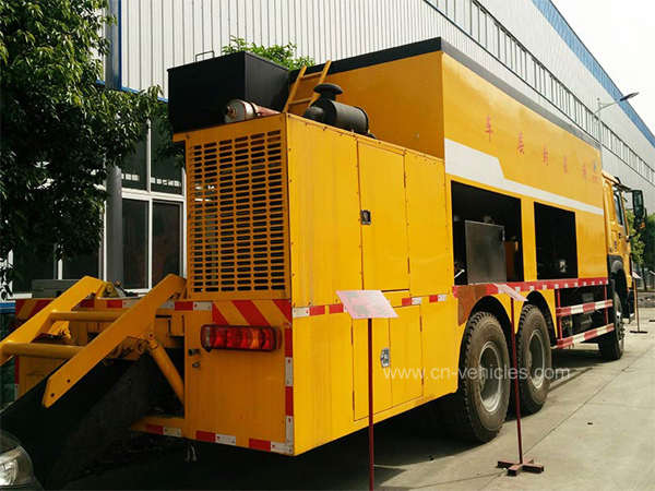 Sinotruck howo 10 tyre 8cbm Slurry Seal Coat Truck For Sales