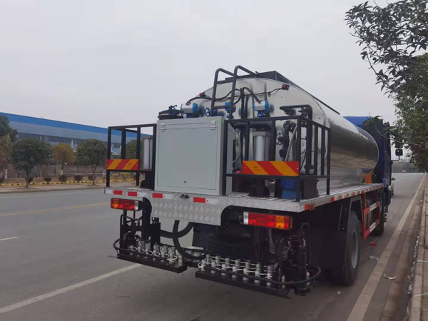 Shacman F3000 10-12M Asphalt Distributor Bitumen Sprayer Truck