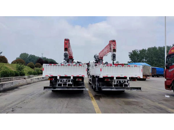 ISUZU GIGA 10 Wheels Straight Telescopic Boom knuckle mounted Sany Palfinger SPS40000 16 Ton Crane Lift Hydraulic Crane Truck for Sale