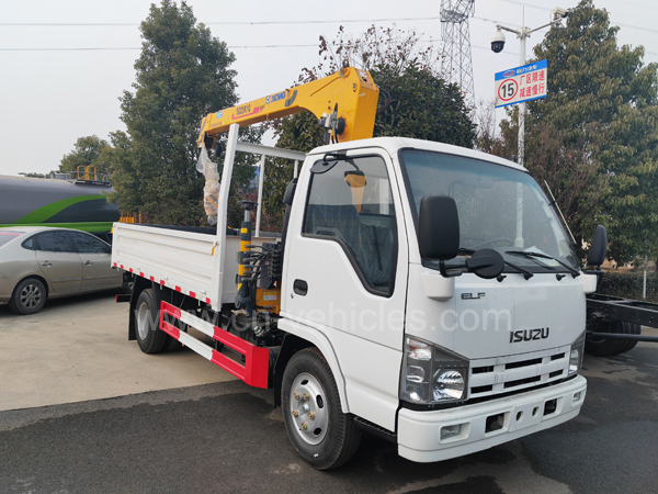 Isuzu 600p 700p 4tons 5tons 6.3tons 7tons 8tons Crane Truck Mounted XCMG Crane