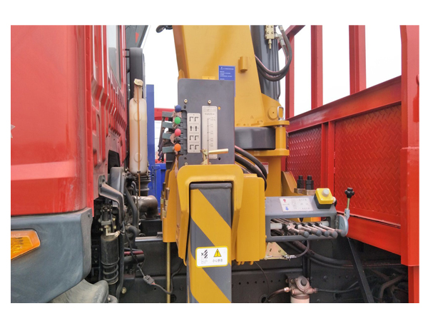 Dongfeng Chassis 18 Ton Boom Truck for Sale