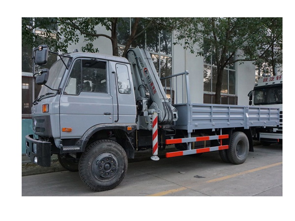 Dongfeng 3.5 Ton Folding Crane Truck for Sale