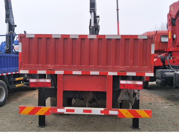 JAC 3.5 Ton Small Truck Crane for Sale