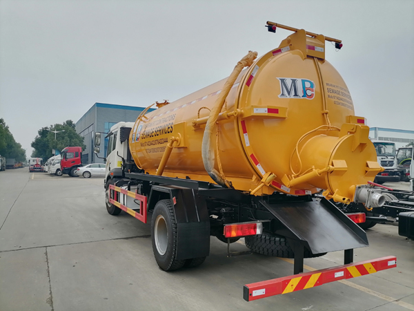 FAW 10m3 to 12m3 160hp Vacuum Sewage Fecal Suction Truck