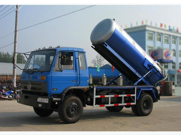 Dongfeng DFAC 8000 Liter Sewage Suction Truck Vacuum Truck