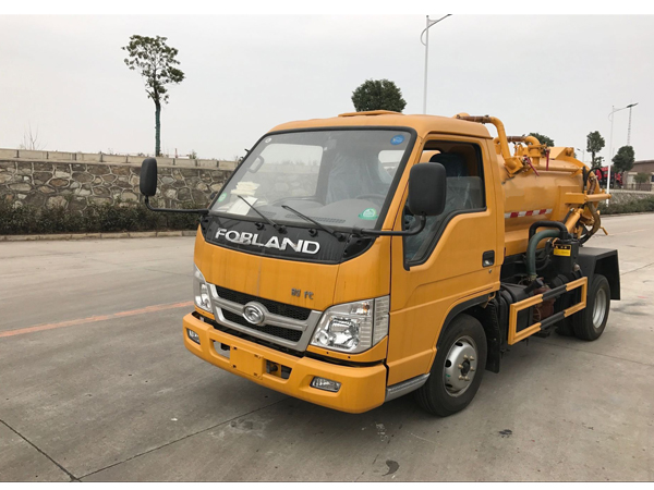 Forland  68HP 2000liters Vacuum Fecal Suction Truck Septic Tank Truck