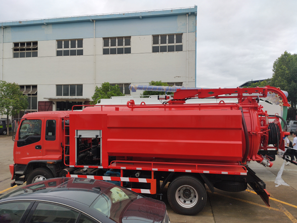 ISUZU FVR Pipeline Dredging Vehicles For Dredge Well With Automatic Telescopic Tube