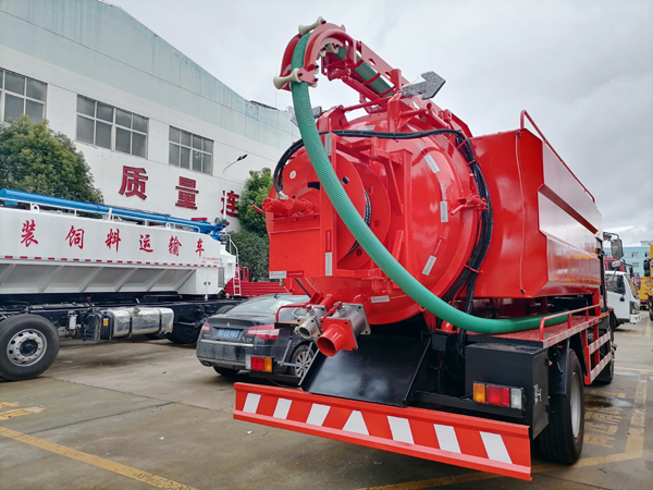 ISUZU FVR Pipeline Dredging Vehicles For Dredge Well With Automatic Telescopic Tube