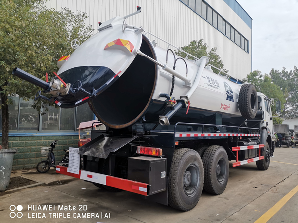 Beiben 16000lites 210hp Vacuum Sewage Suction Truck 