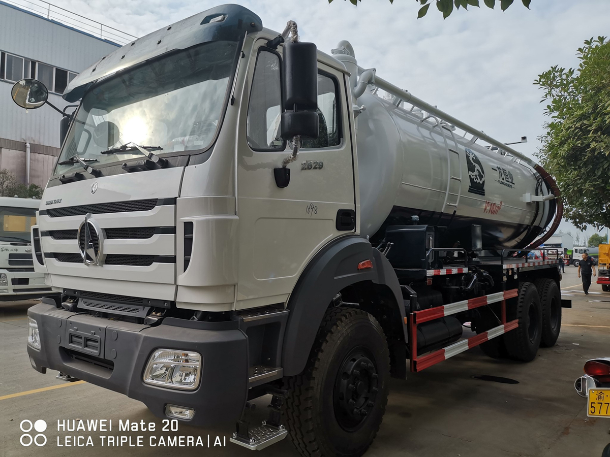 Beiben 16000lites 210hp Vacuum Sewage Suction Truck 