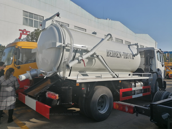 BEIBEN North Benz 8cbm To 12cbm Cubic Meter Vacuum Sewage Suction Truck Septic Tanker Truck Based on Mercedes Benz technology