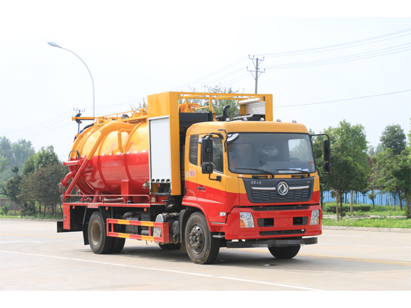 Dongfeng KR 15000 Liter Suction Vacuum Pump Truck